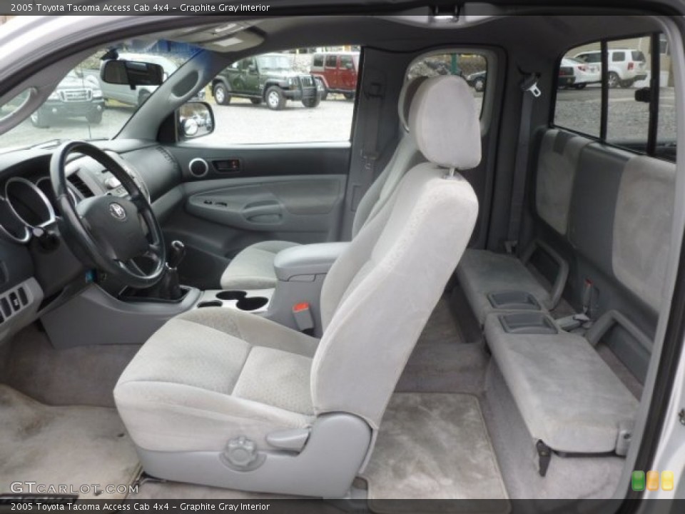 Graphite Gray Interior Photo for the 2005 Toyota Tacoma Access Cab 4x4 #79376818
