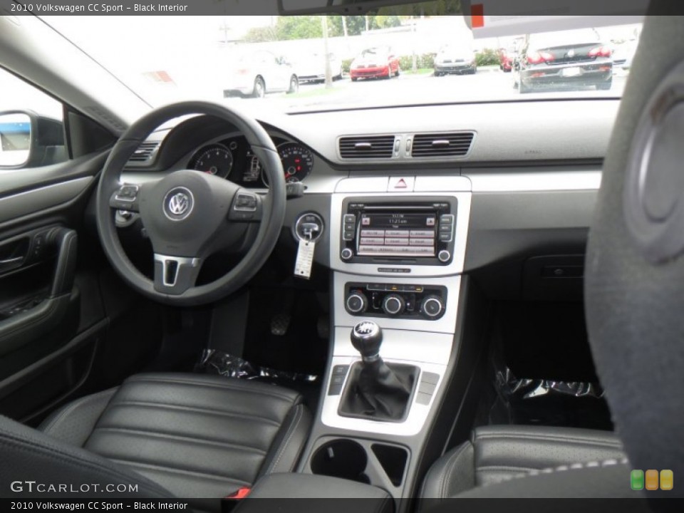 Black Interior Dashboard for the 2010 Volkswagen CC Sport #79382670