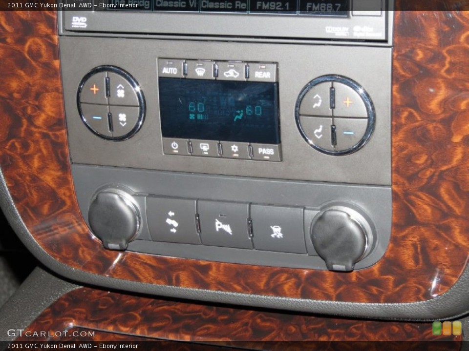 Ebony Interior Controls for the 2011 GMC Yukon Denali AWD #79385707