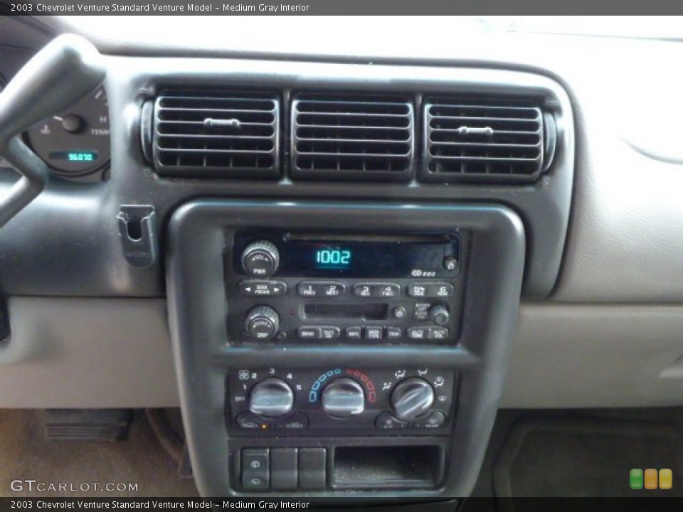 Medium Gray Interior Controls for the 2003 Chevrolet Venture  #79406854