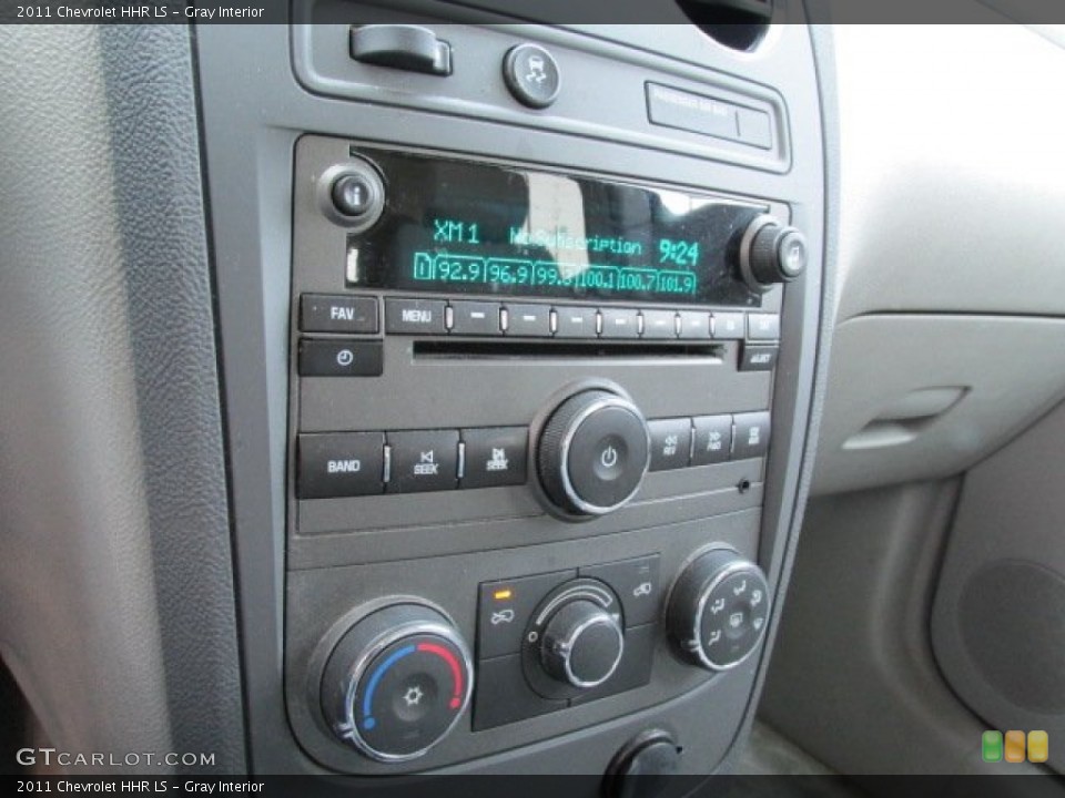 Gray Interior Controls for the 2011 Chevrolet HHR LS #79425536