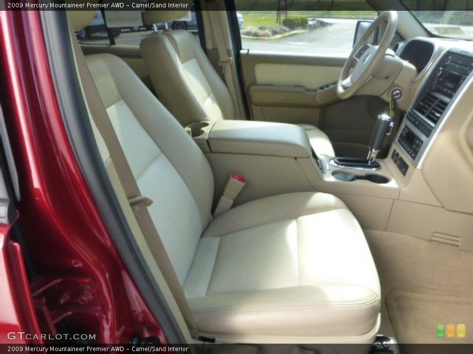Camel/Sand Interior Photo for the 2009 Mercury Mountaineer Premier AWD #79449383