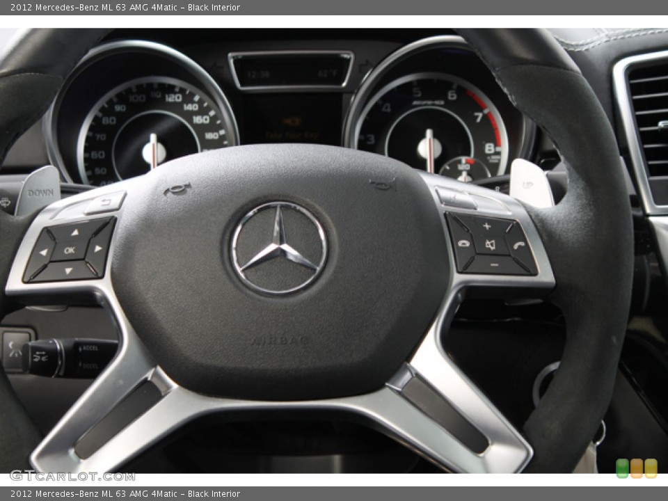 Black Interior Controls for the 2012 Mercedes-Benz ML 63 AMG 4Matic #79450355