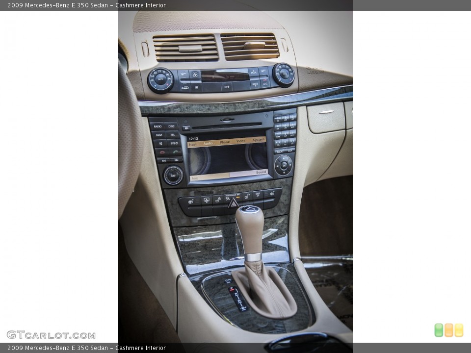 Cashmere Interior Controls for the 2009 Mercedes-Benz E 350 Sedan #79451486