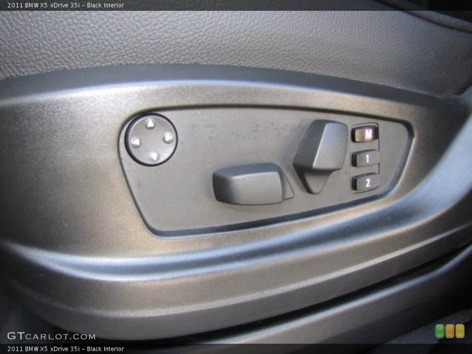 Black Interior Controls for the 2011 BMW X5 xDrive 35i #79456772
