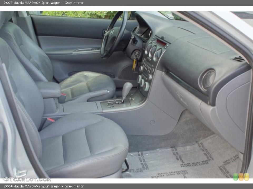 Gray Interior Dashboard for the 2004 Mazda MAZDA6 s Sport Wagon #79460004