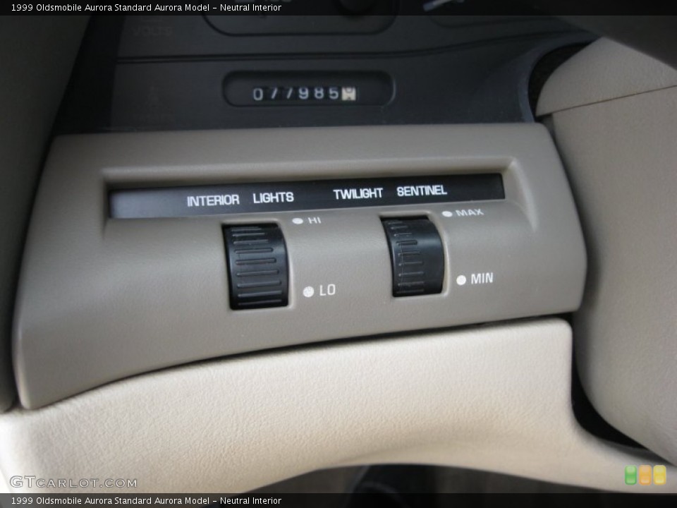 Neutral Interior Controls for the 1999 Oldsmobile Aurora  #79476026