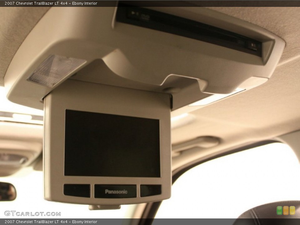Ebony Interior Entertainment System for the 2007 Chevrolet TrailBlazer LT 4x4 #79482211