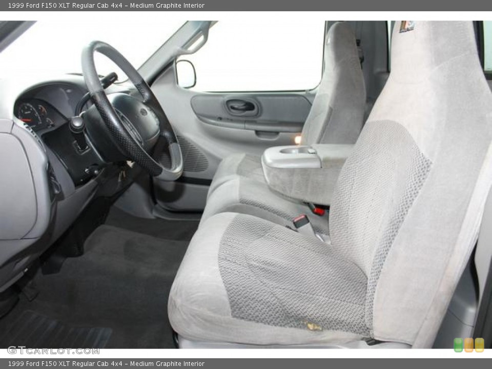 Medium Graphite Interior Photo for the 1999 Ford F150 XLT Regular Cab 4x4 #79484564