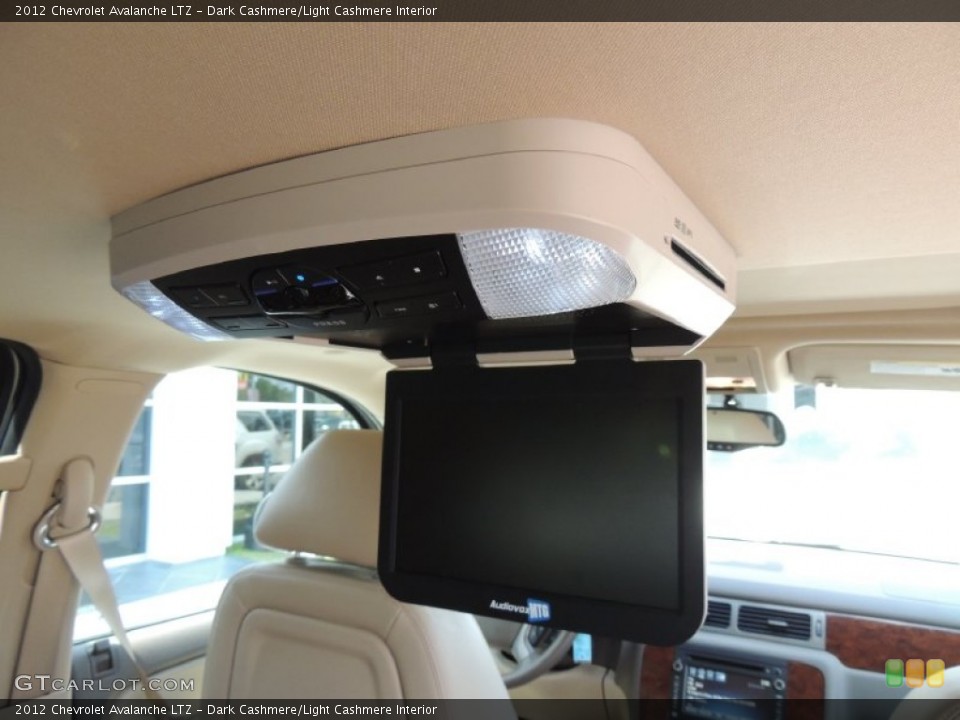 Dark Cashmere/Light Cashmere Interior Entertainment System for the 2012 Chevrolet Avalanche LTZ #79485953