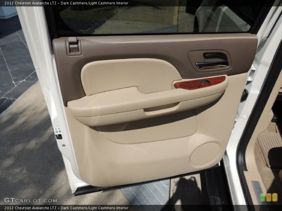 Dark Cashmere/Light Cashmere Interior Door Panel for the 2012 Chevrolet Avalanche LTZ #79486043