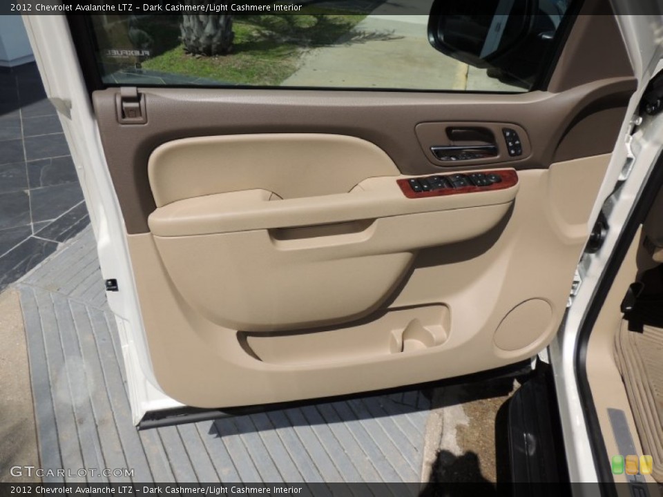 Dark Cashmere/Light Cashmere Interior Door Panel for the 2012 Chevrolet Avalanche LTZ #79486091