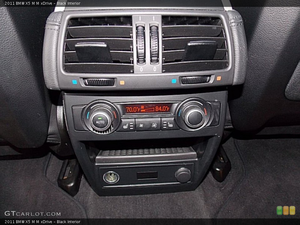 Black Interior Controls for the 2011 BMW X5 M M xDrive #79488414