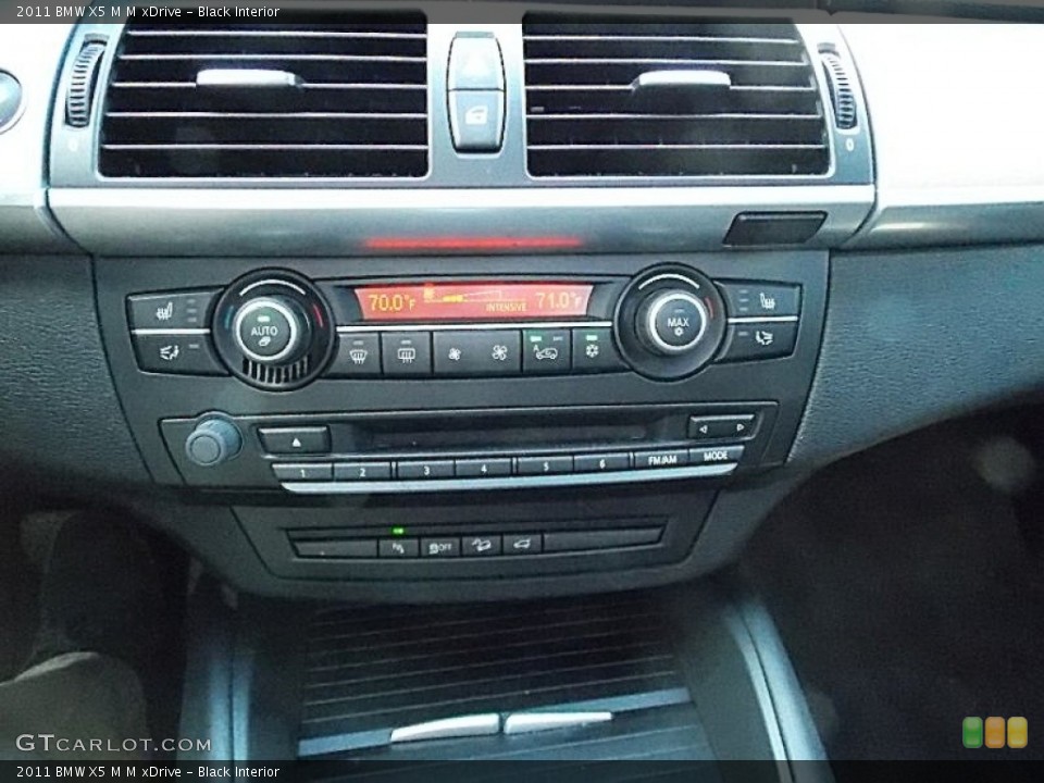 Black Interior Controls for the 2011 BMW X5 M M xDrive #79488797