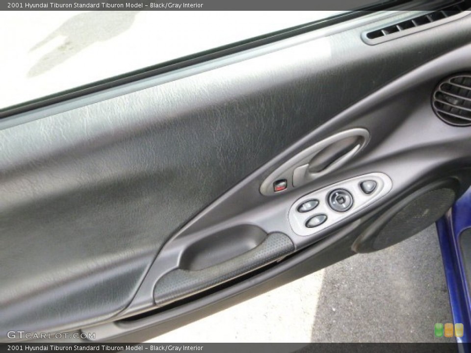 Black/Gray Interior Door Panel for the 2001 Hyundai Tiburon  #79501524