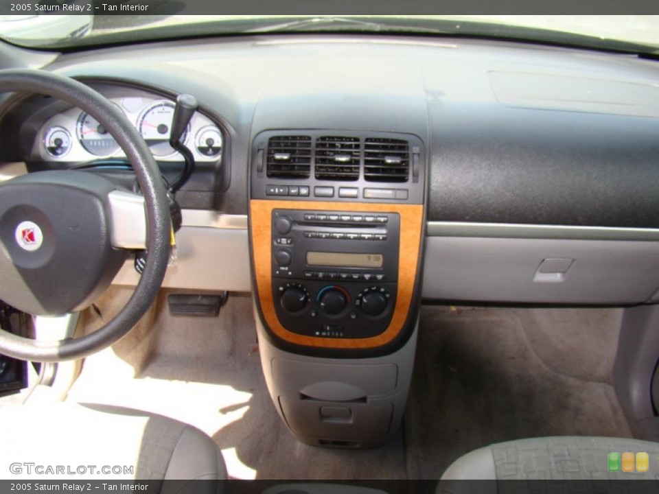Tan Interior Dashboard for the 2005 Saturn Relay 2 #79507882