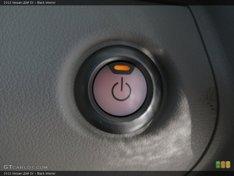 Black Interior Controls for the 2013 Nissan LEAF SV #79517809
