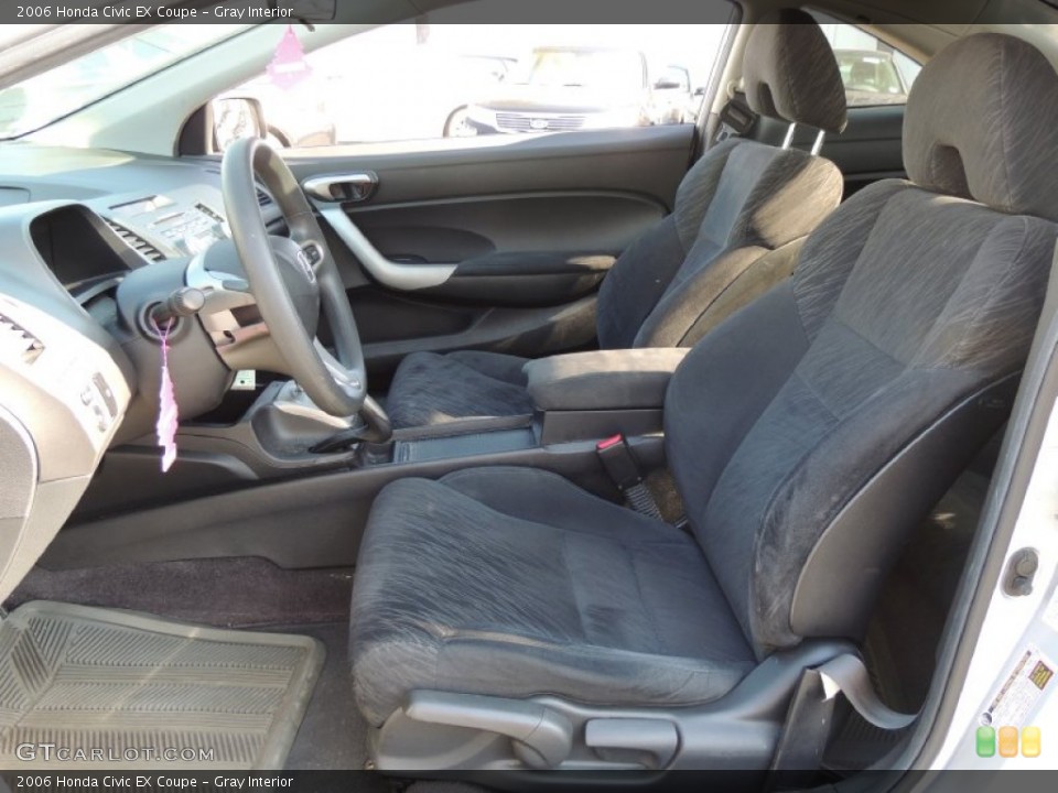 Gray Interior Photo for the 2006 Honda Civic EX Coupe #79530172