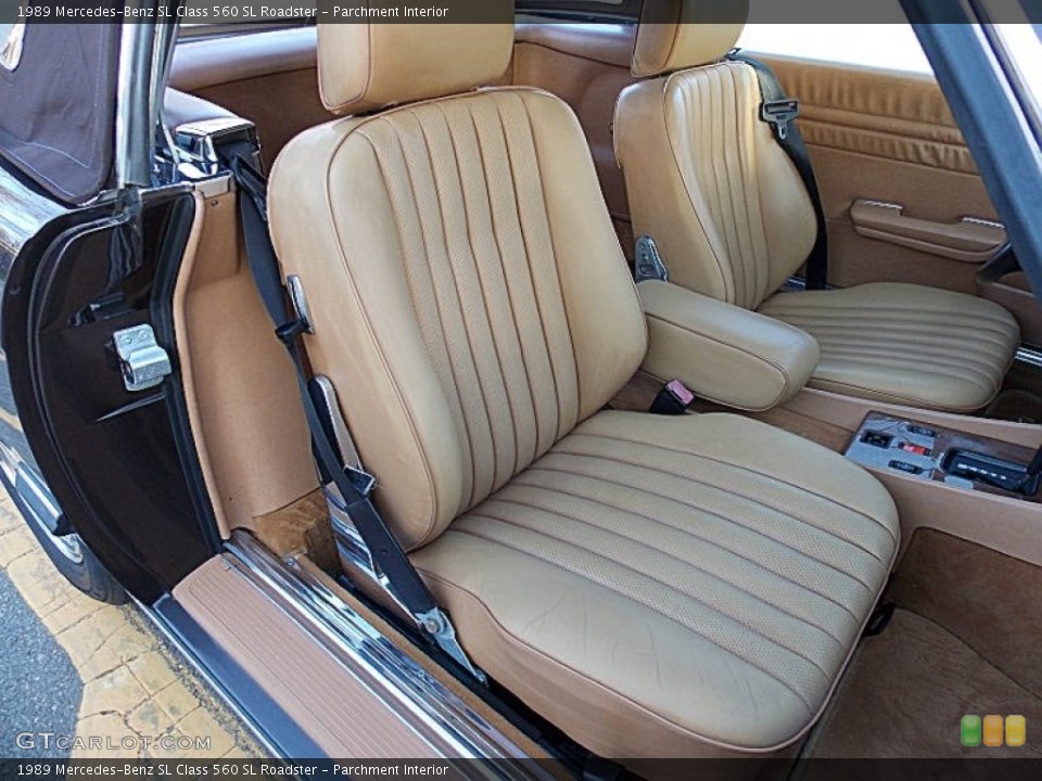 Parchment Interior Front Seat for the 1989 Mercedes-Benz SL Class 560 SL Roadster #79532155