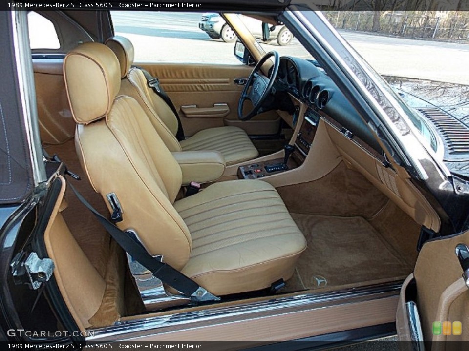 Parchment Interior Front Seat for the 1989 Mercedes-Benz SL Class 560 SL Roadster #79532191