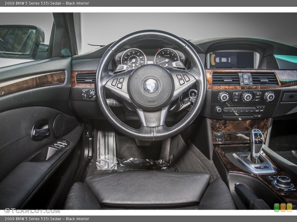 Black Interior Dashboard for the 2009 BMW 5 Series 535i Sedan #79537283