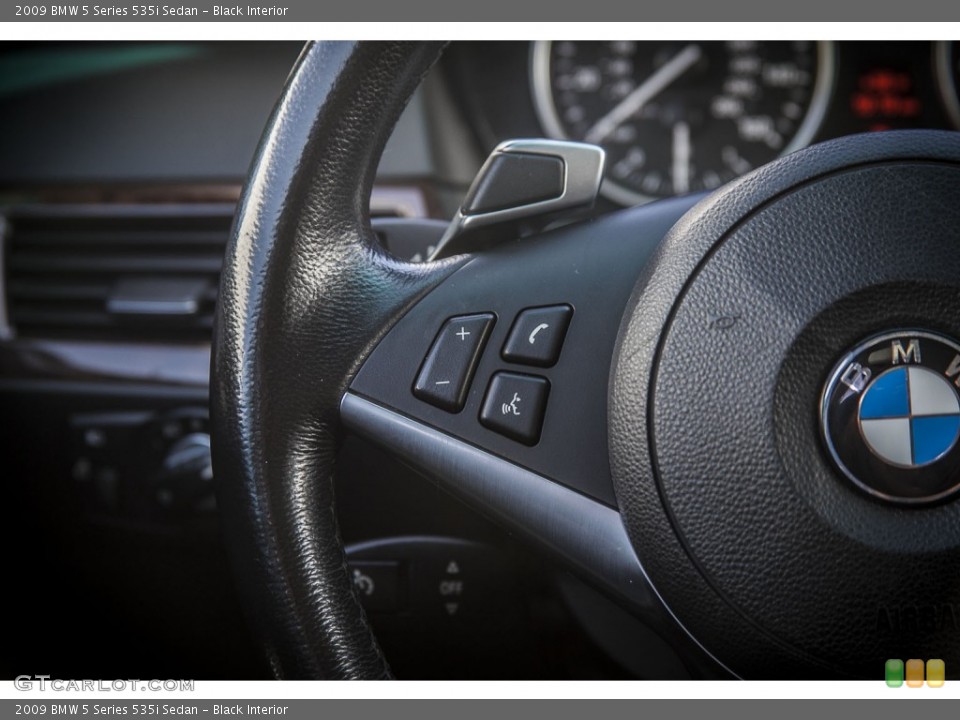 Black Interior Controls for the 2009 BMW 5 Series 535i Sedan #79537660
