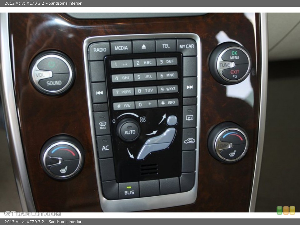 Sandstone Interior Controls for the 2013 Volvo XC70 3.2 #79541882