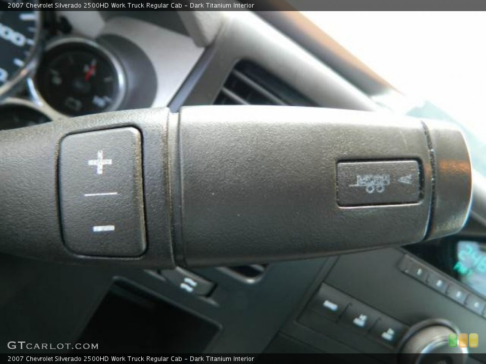 Dark Titanium Interior Controls for the 2007 Chevrolet Silverado 2500HD Work Truck Regular Cab #79560028