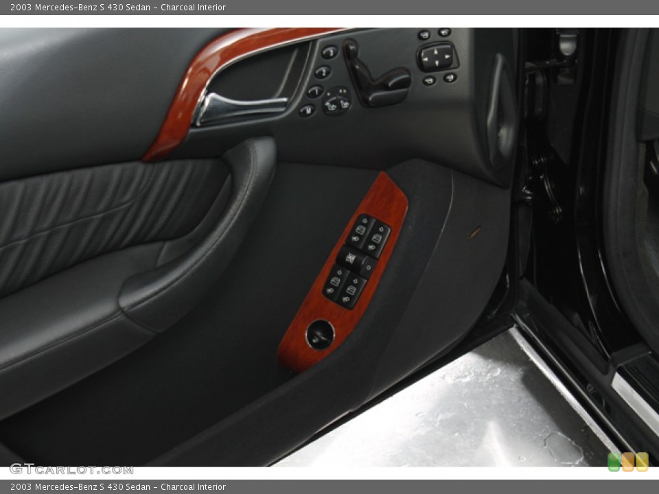Charcoal Interior Controls for the 2003 Mercedes-Benz S 430 Sedan #79562551