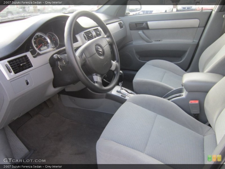 Grey Interior Photo for the 2007 Suzuki Forenza Sedan #79572349