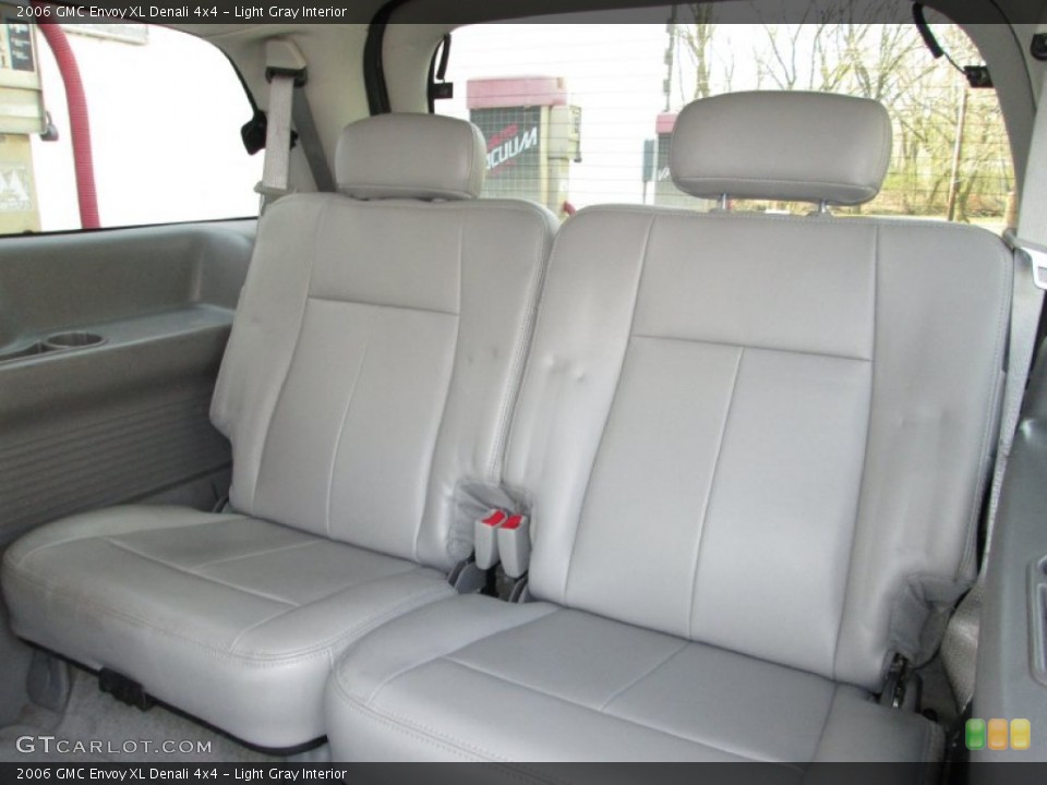 Light Gray Interior Rear Seat for the 2006 GMC Envoy XL Denali 4x4 #79575012