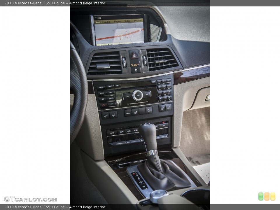 Almond Beige Interior Controls for the 2010 Mercedes-Benz E 550 Coupe #79579003