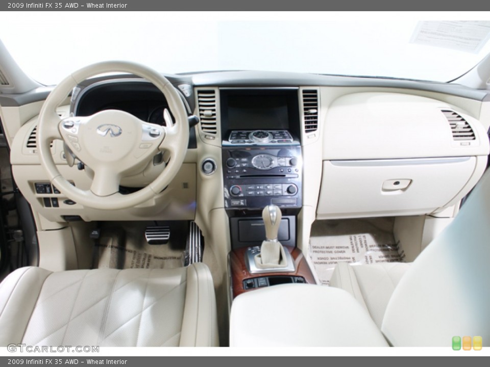 Wheat Interior Dashboard for the 2009 Infiniti FX 35 AWD #79591012