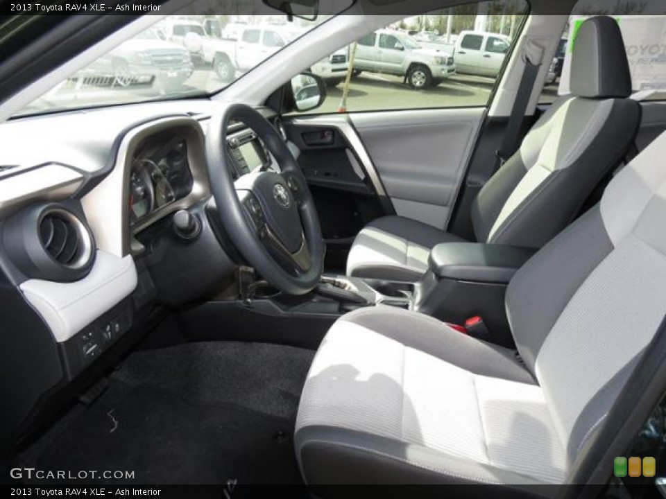 Ash Interior Photo for the 2013 Toyota RAV4 XLE #79594803