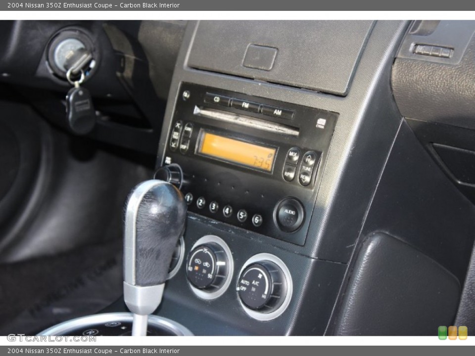 Carbon Black Interior Controls for the 2004 Nissan 350Z Enthusiast Coupe #79596045