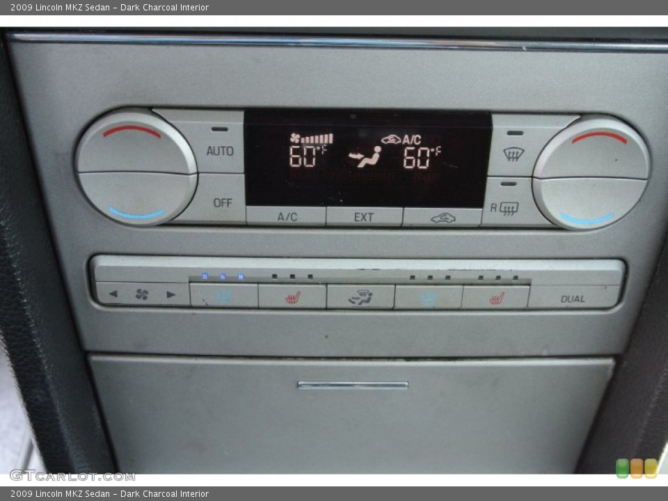 Dark Charcoal Interior Controls for the 2009 Lincoln MKZ Sedan #79599469