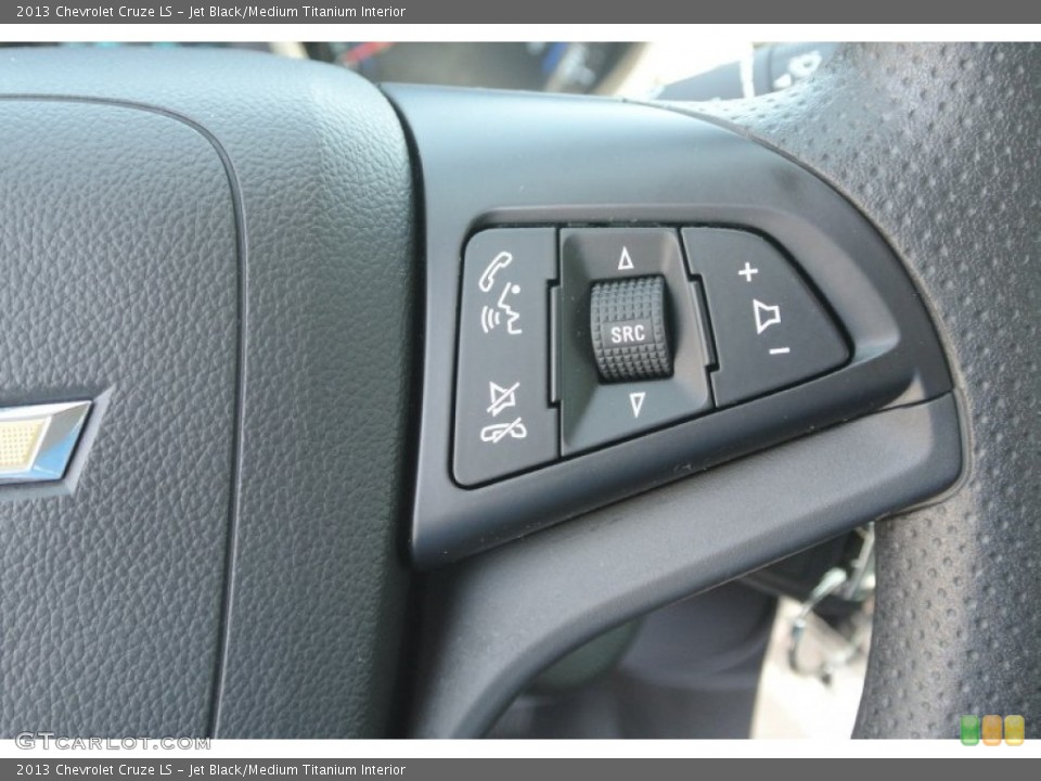 Jet Black/Medium Titanium Interior Controls for the 2013 Chevrolet Cruze LS #79599913