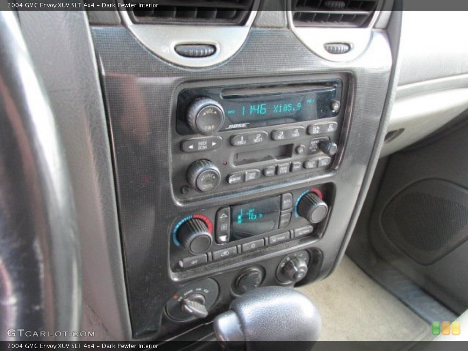 Dark Pewter Interior Controls for the 2004 GMC Envoy XUV SLT 4x4 #79604818