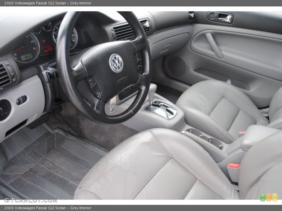 Grey 2003 Volkswagen Passat Interiors