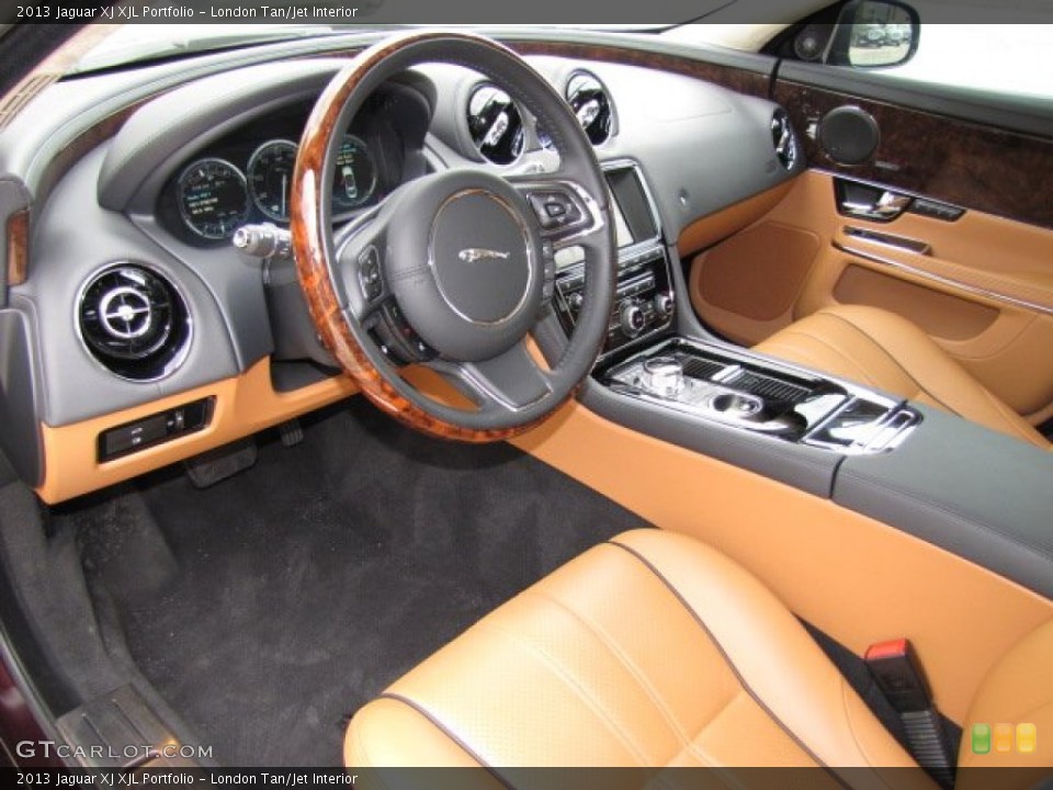 London Tan/Jet 2013 Jaguar XJ Interiors