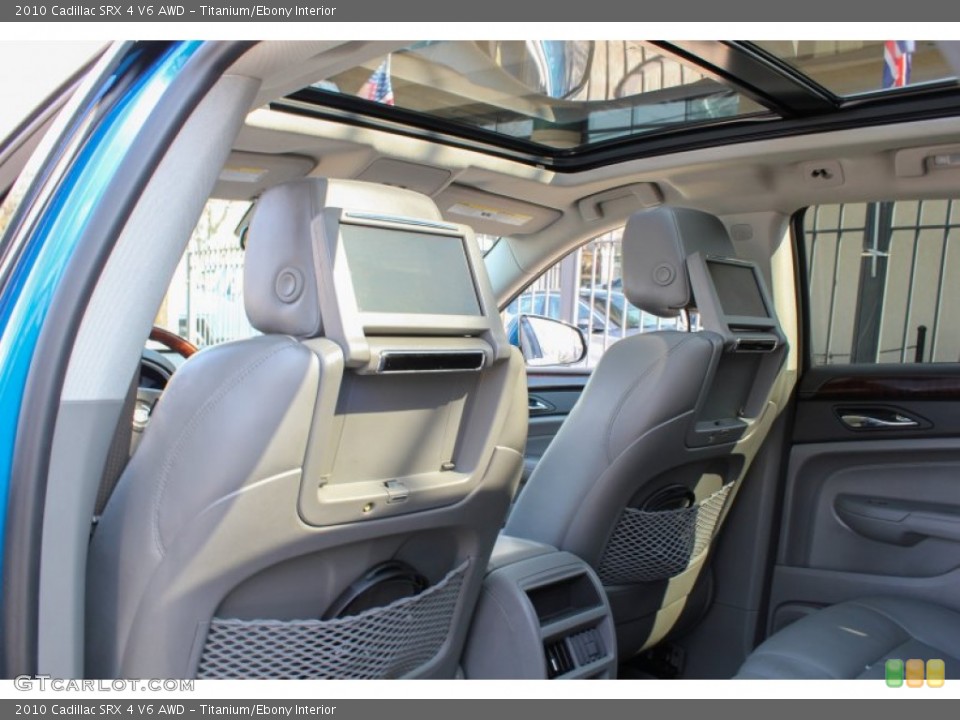 Titanium/Ebony Interior Photo for the 2010 Cadillac SRX 4 V6 AWD #79610574