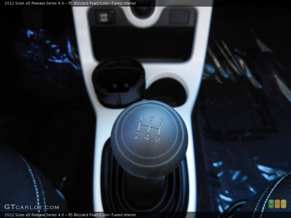 RS Blizzard Pearl/Color-Tuned Interior Transmission for the 2012 Scion xD Release Series 4.0 #79611274