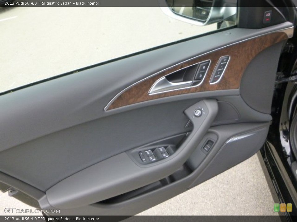 Black Interior Door Panel for the 2013 Audi S6 4.0 TFSI quattro Sedan #79620730