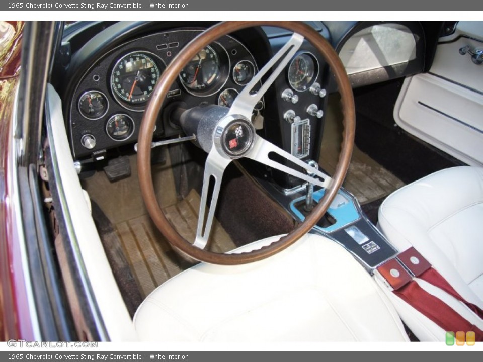 White Interior Steering Wheel for the 1965 Chevrolet Corvette Sting Ray Convertible #79628550