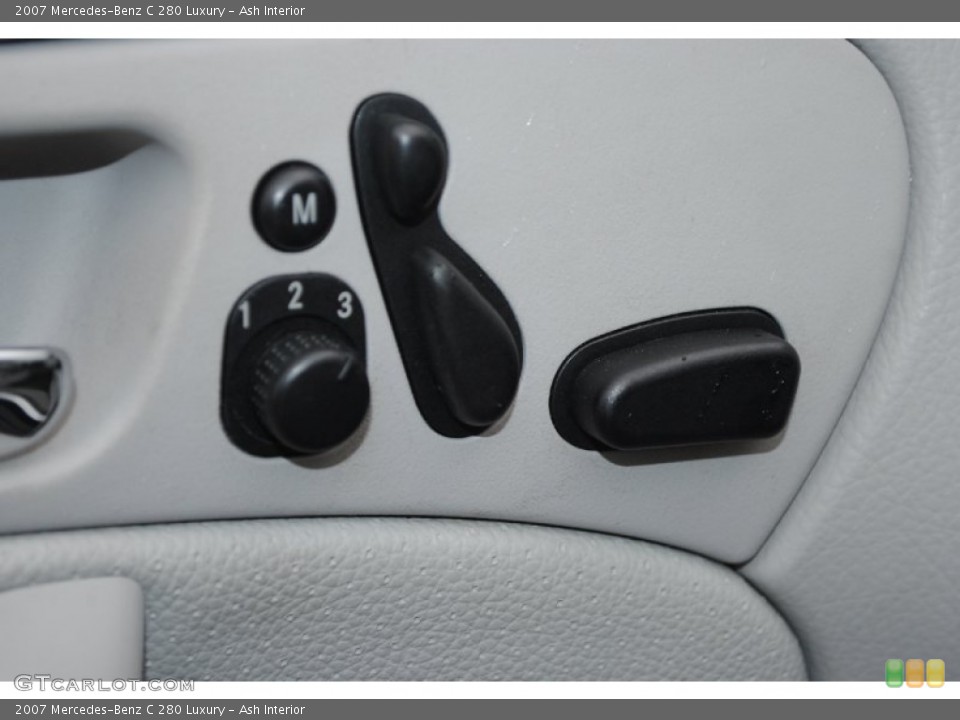 Ash Interior Controls for the 2007 Mercedes-Benz C 280 Luxury #79629550
