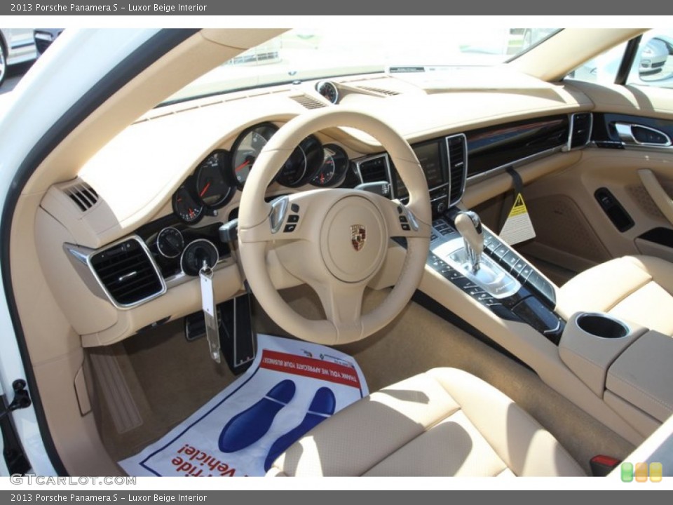 Luxor Beige Interior Photo for the 2013 Porsche Panamera S #79632798