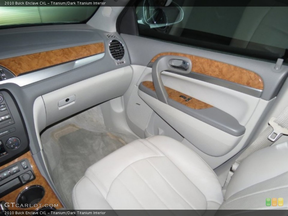 Titanium/Dark Titanium Interior Photo for the 2010 Buick Enclave CXL #79634059