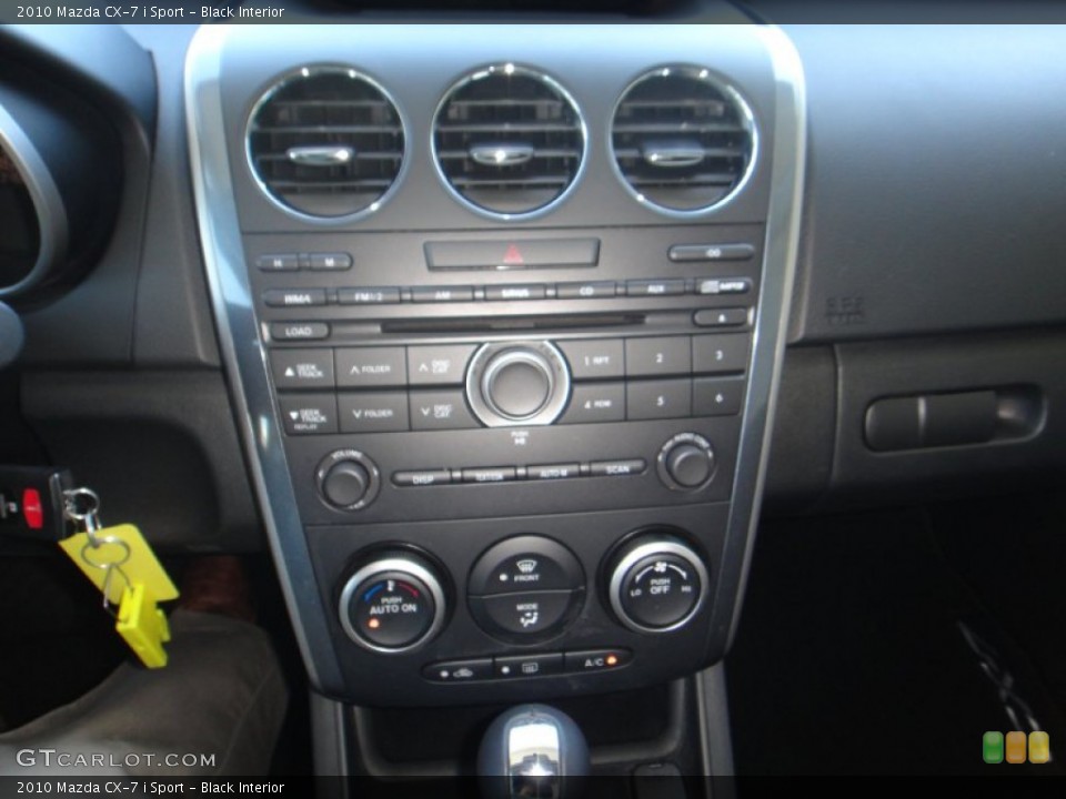 Black Interior Controls for the 2010 Mazda CX-7 i Sport #79644642