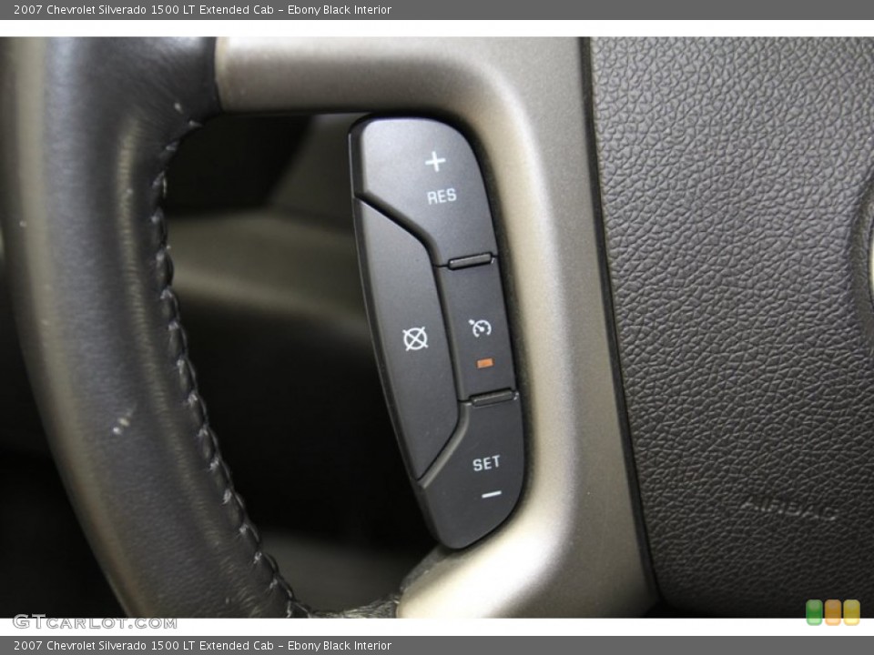 Ebony Black Interior Controls for the 2007 Chevrolet Silverado 1500 LT Extended Cab #79651073