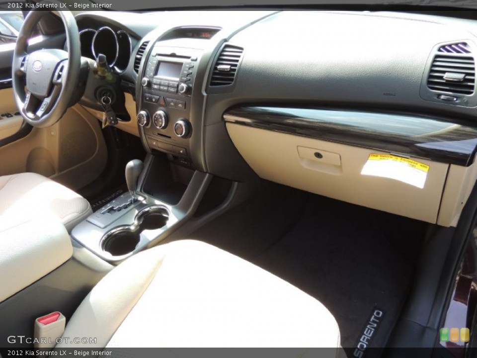 Beige Interior Dashboard for the 2012 Kia Sorento LX #79652330